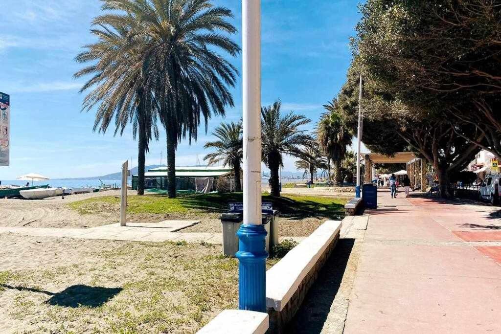 شقة Bonito Apartamento En 2º Linea De Playa & Parking مالقة المظهر الخارجي الصورة